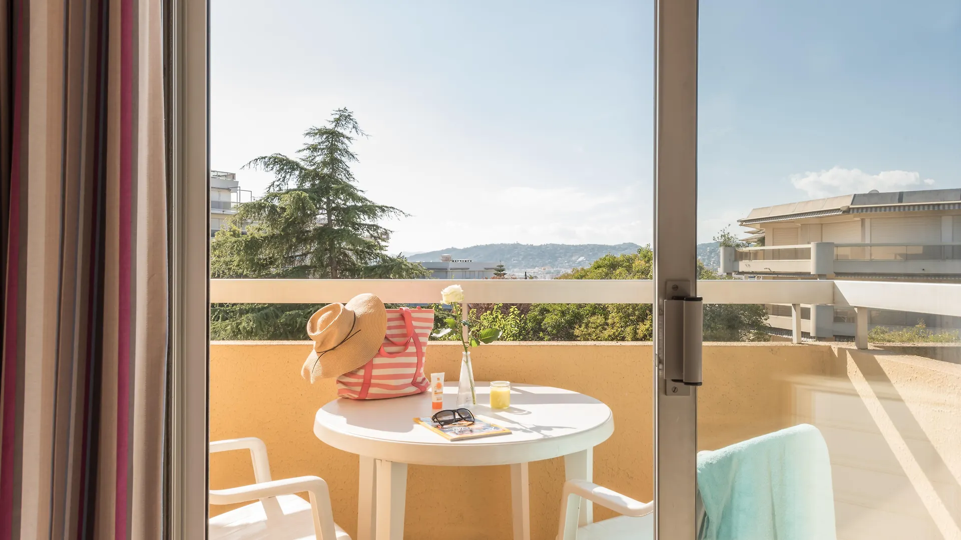 מלון דירות ז'ואן-לה-פינס Residence Pierre & Vacances La Rostagne