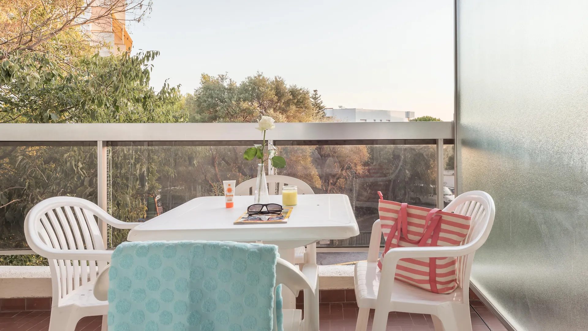 ז'ואן-לה-פינס Residence Pierre & Vacances La Rostagne 3*,  צרפת