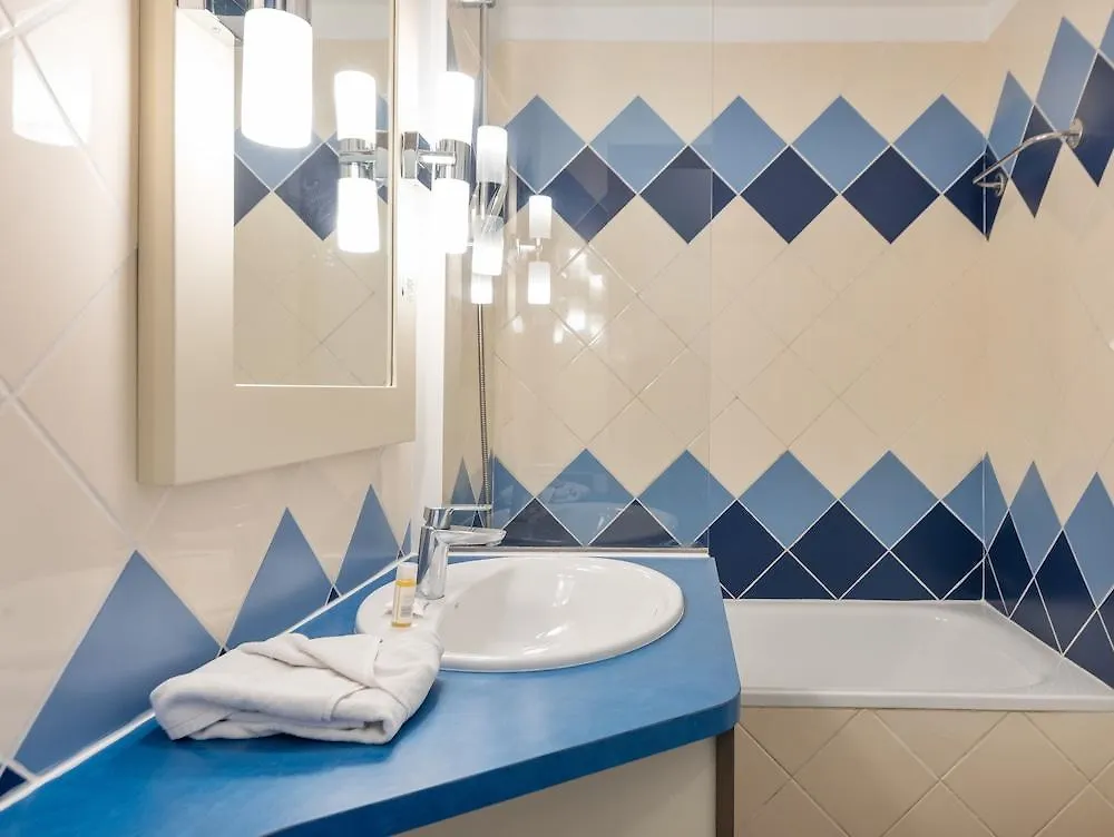 ז'ואן-לה-פינס Residence Pierre & Vacances La Rostagne מלון דירות