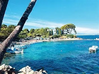 ז'ואן-לה-פינס Residence Pierre & Vacances La Rostagne מלון דירות