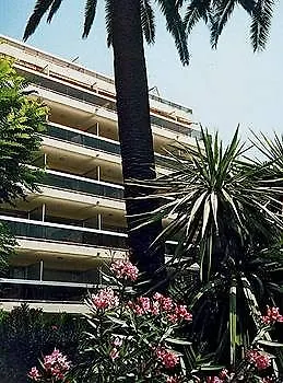 ז'ואן-לה-פינס Residence Pierre & Vacances La Rostagne צרפת