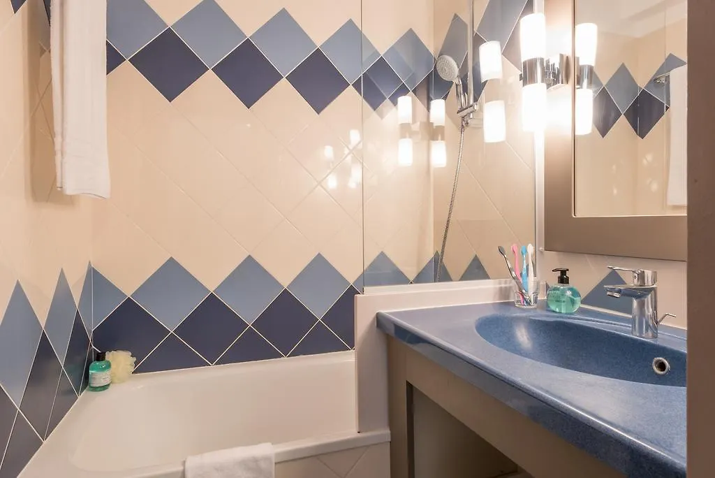 ז'ואן-לה-פינס Residence Pierre & Vacances La Rostagne 3*,