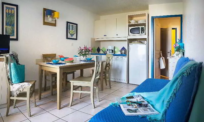 ז'ואן-לה-פינס Residence Pierre & Vacances La Rostagne 3*,