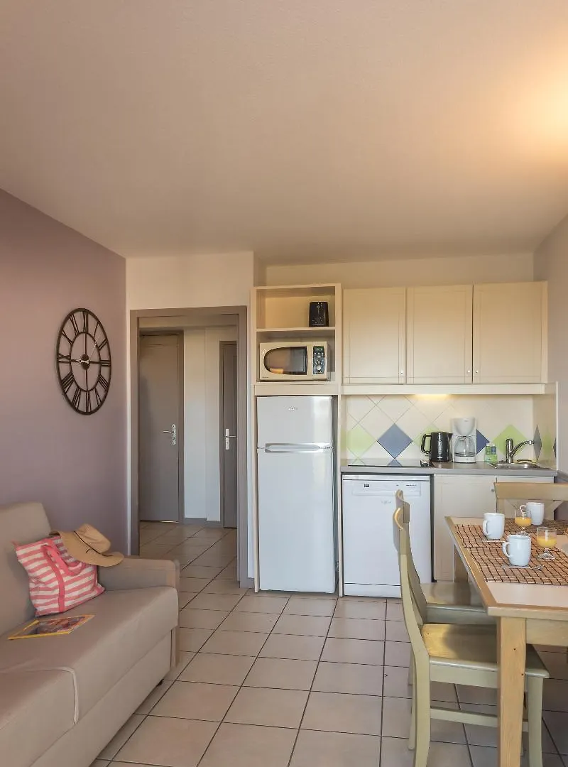 ז'ואן-לה-פינס Residence Pierre & Vacances La Rostagne